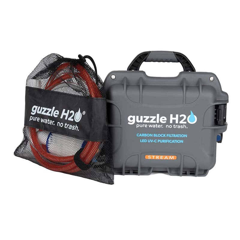 guzzle-h2o-overland-bundle-front-view-with-accessories-inside-net-bag-on-white-background