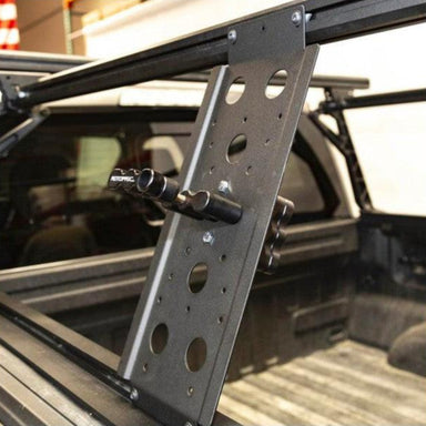 leitner-universal-mounting-plate-close-up-view-on-bed-rack-on-vehicle-in-garage