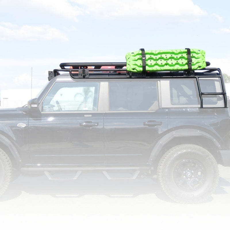 overland-vehicle-systems-king-4wd-roof-rack-for-2021-2023-ford-bronco-side-view-with-traction-board-in-terrain