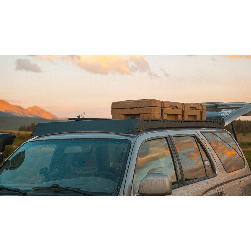 sherpa-matterhorn-sport-roof-rack-for-1996-2002-4runner-front-corner-view-with-roam-case-in-nature