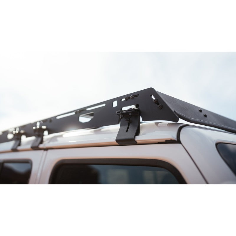 sherpa-starlight-roof-rack-for-2018-2024-jeep-wrangler-jl-close-up-view-with-gutter-mounts-in-nature